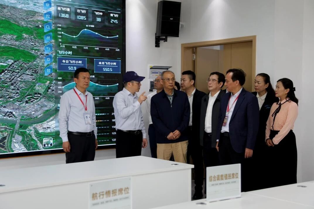 省政协副主席潘碧灵率队调研长沙文创职院