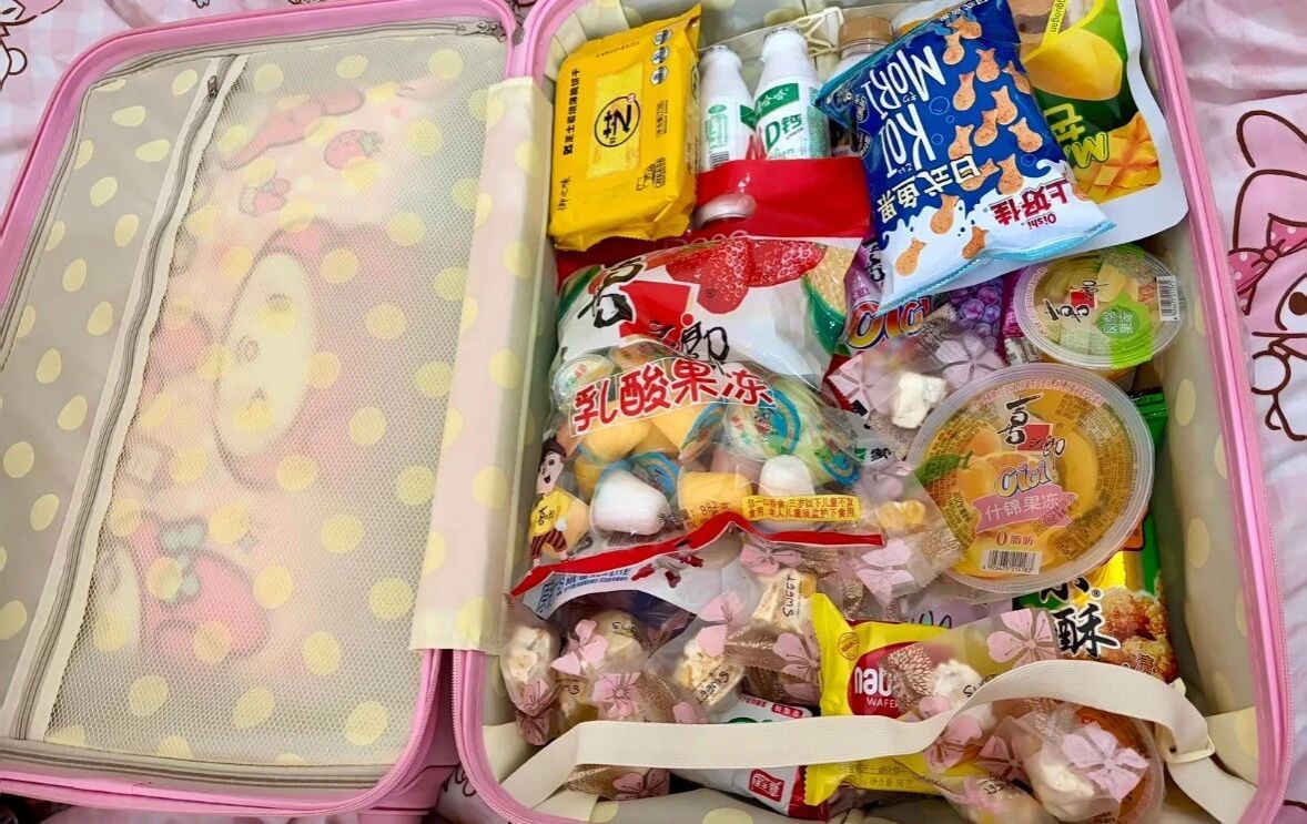 开箱！开箱！看看长文学子的行李箱都装了什么宝贝…